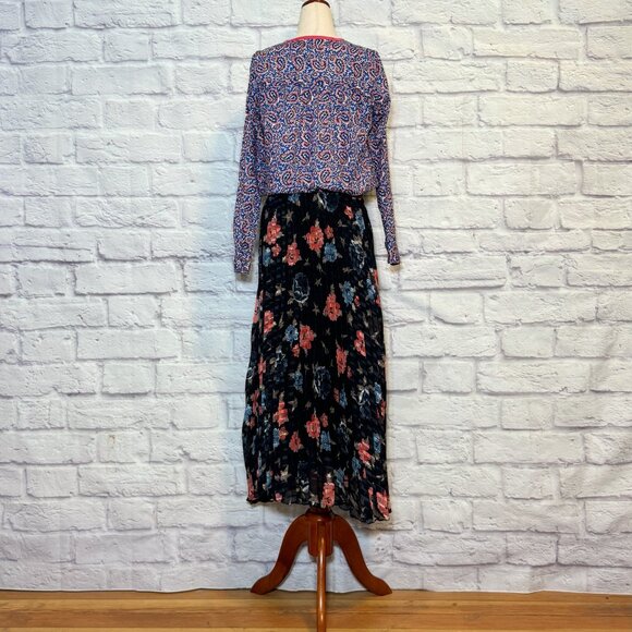 Lily and Lionel Black Floral Star Print Pleated Midi Skirt - Picture 6 of 9